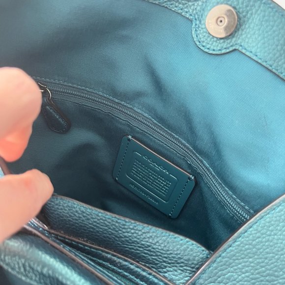 Coach Pebbled Leather Lexy Chained Shoulder Bag In Metallic Teal F22209 - NWOT - Picture 2 of 9